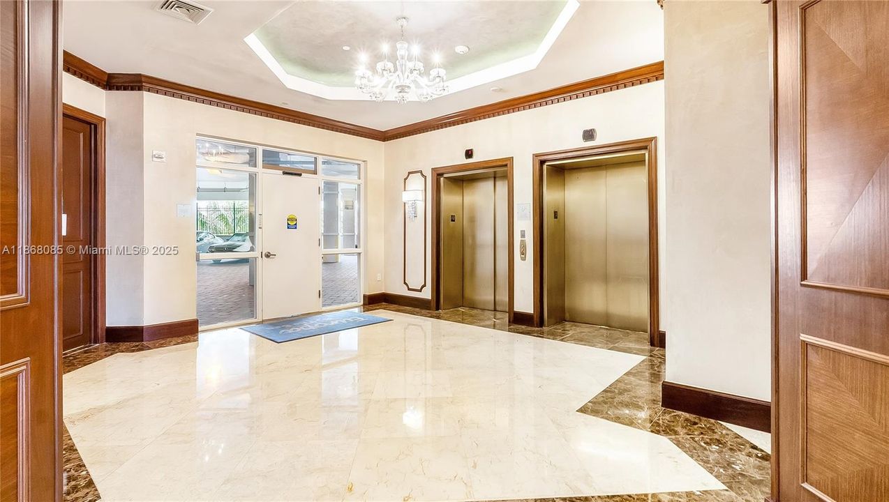 En Renta: $13,000 (3 camas, 3 baños, 4003 Pies cuadrados)