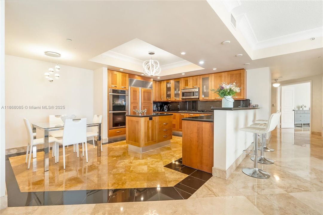 En Renta: $13,000 (3 camas, 3 baños, 4003 Pies cuadrados)