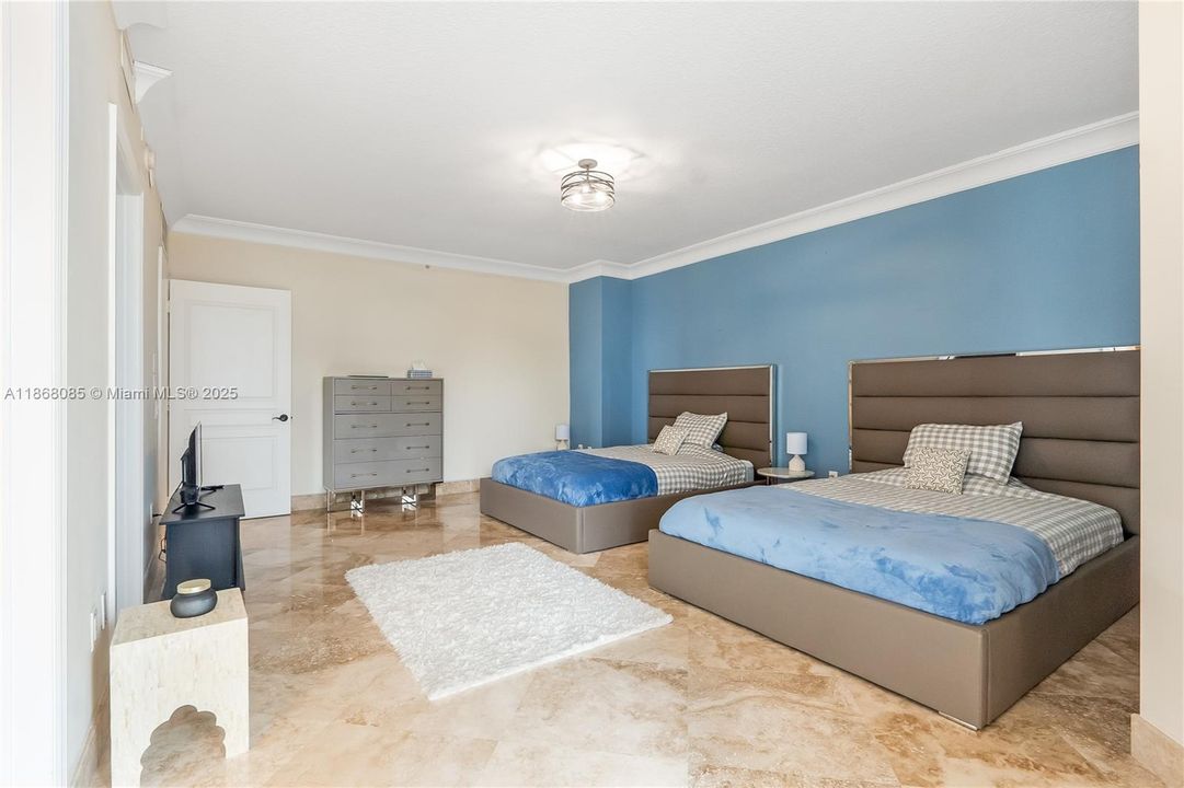 En Renta: $13,000 (3 camas, 3 baños, 4003 Pies cuadrados)