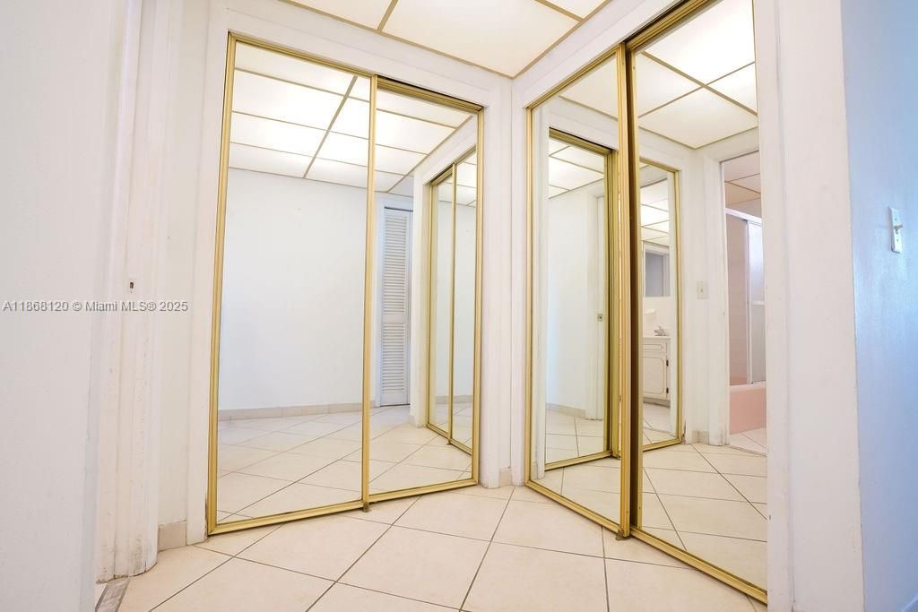 待售: $134,789 (1 贝兹, 1 浴室, 770 平方英尺)