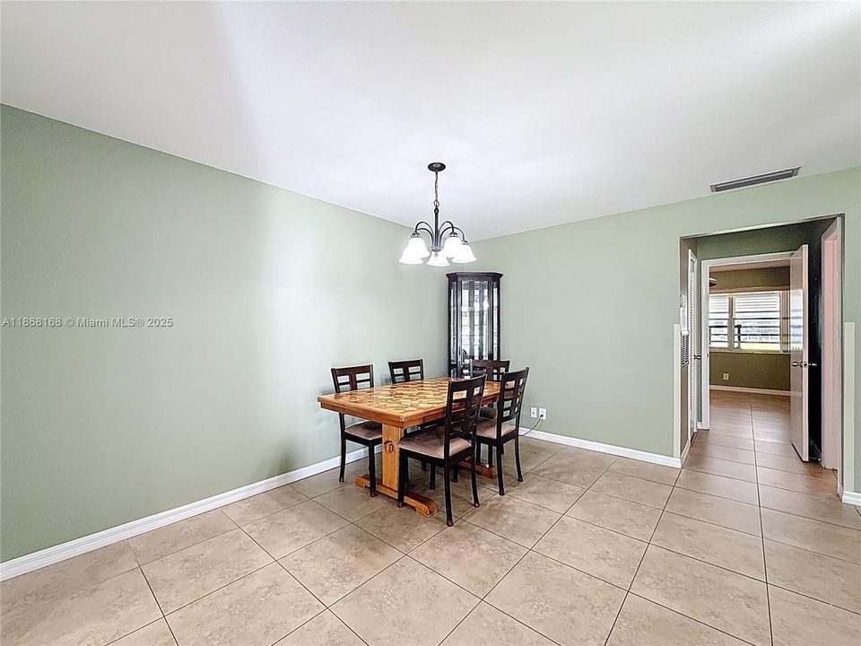 Activo con contrato: $120,000 (1 camas, 1 baños, 954 Pies cuadrados)