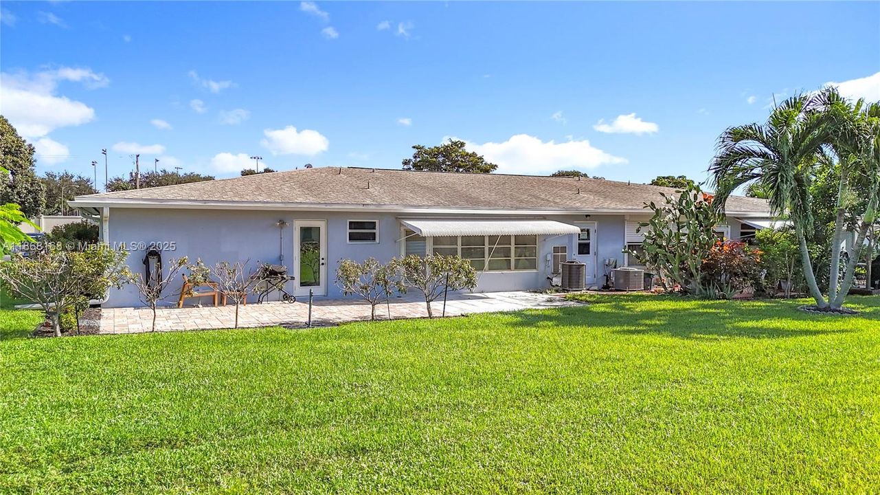 Activo con contrato: $120,000 (1 camas, 1 baños, 954 Pies cuadrados)