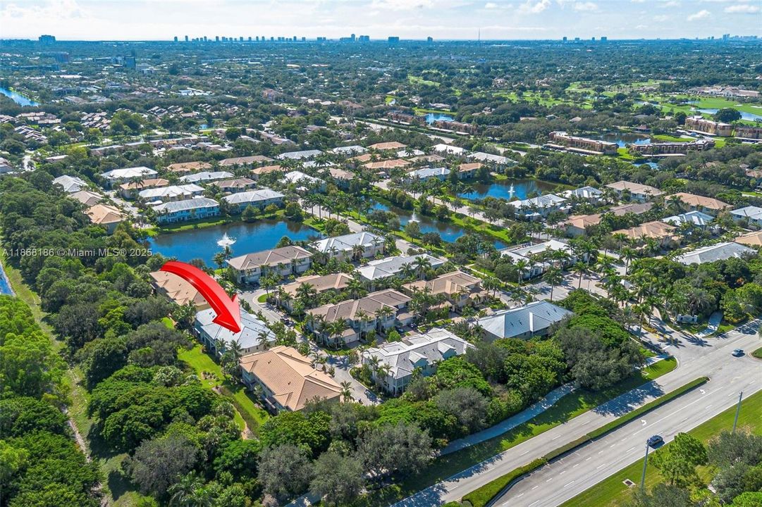 最近售出: $639,999 (3 贝兹, 2 浴室, 2154 平方英尺)