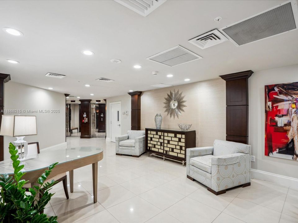 For Sale: $1,099,000 (2 beds, 2 baths, 1800 Square Feet)