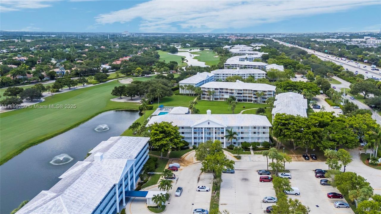 Activo con contrato: $230,000 (2 camas, 2 baños, 1442 Pies cuadrados)