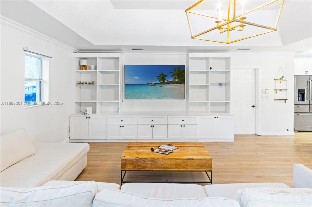 En Renta: $8,750 (4 camas, 3 baños, 2813 Pies cuadrados)