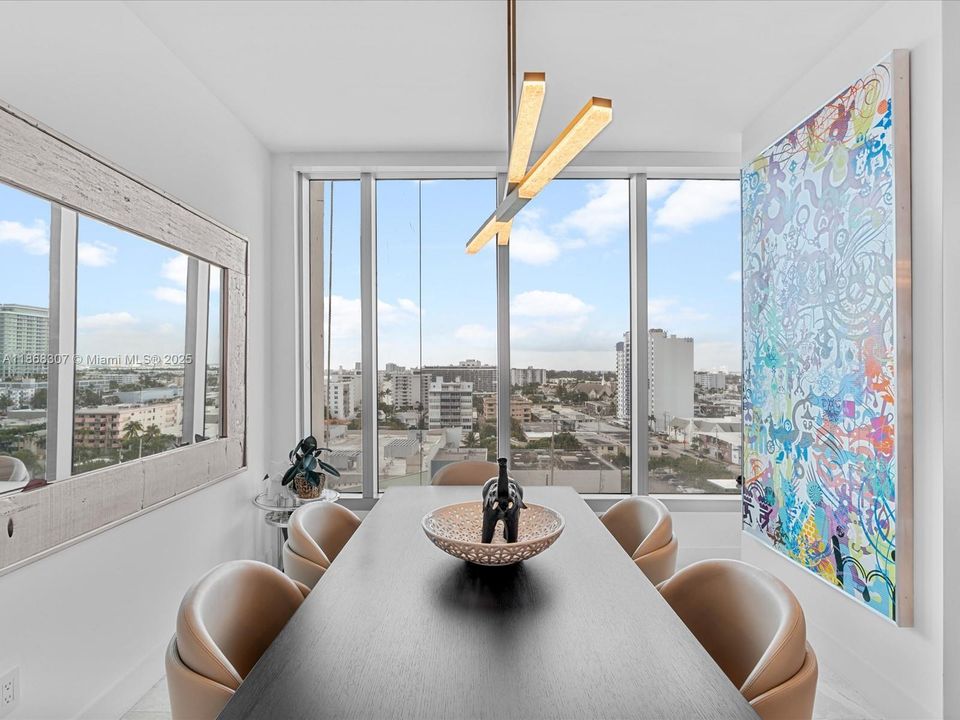 For Sale: $1,125,000 (2 beds, 2 baths, 1280 Square Feet)