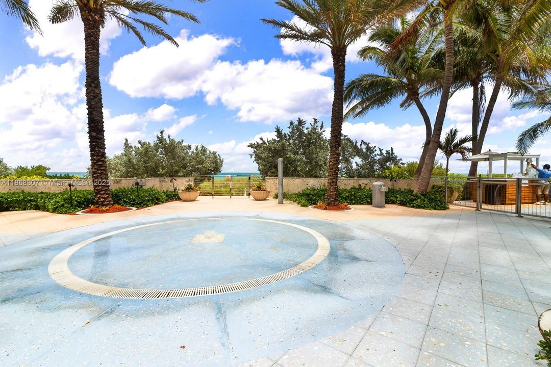 For Sale: $1,125,000 (2 beds, 2 baths, 1280 Square Feet)