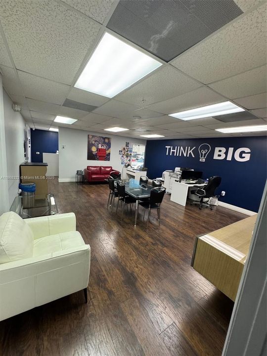 En Renta: $9,900 (0 camas, 0 baños, 0 Pies cuadrados)