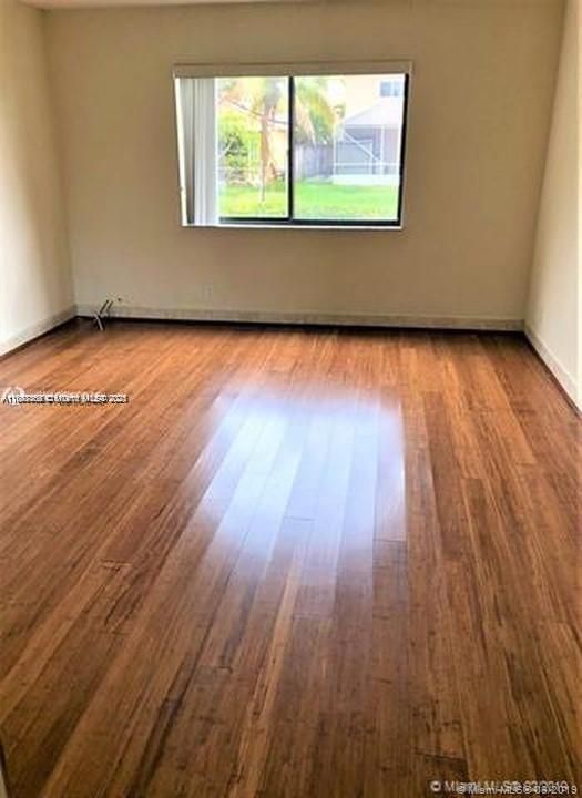 待售: $289,999 (2 贝兹, 2 浴室, 1256 平方英尺)