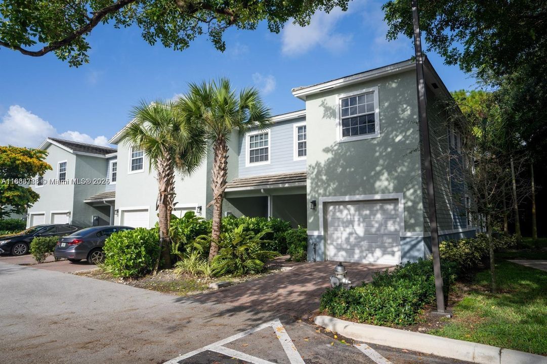 En Renta: $3,600 (3 camas, 2 baños, 1391 Pies cuadrados)