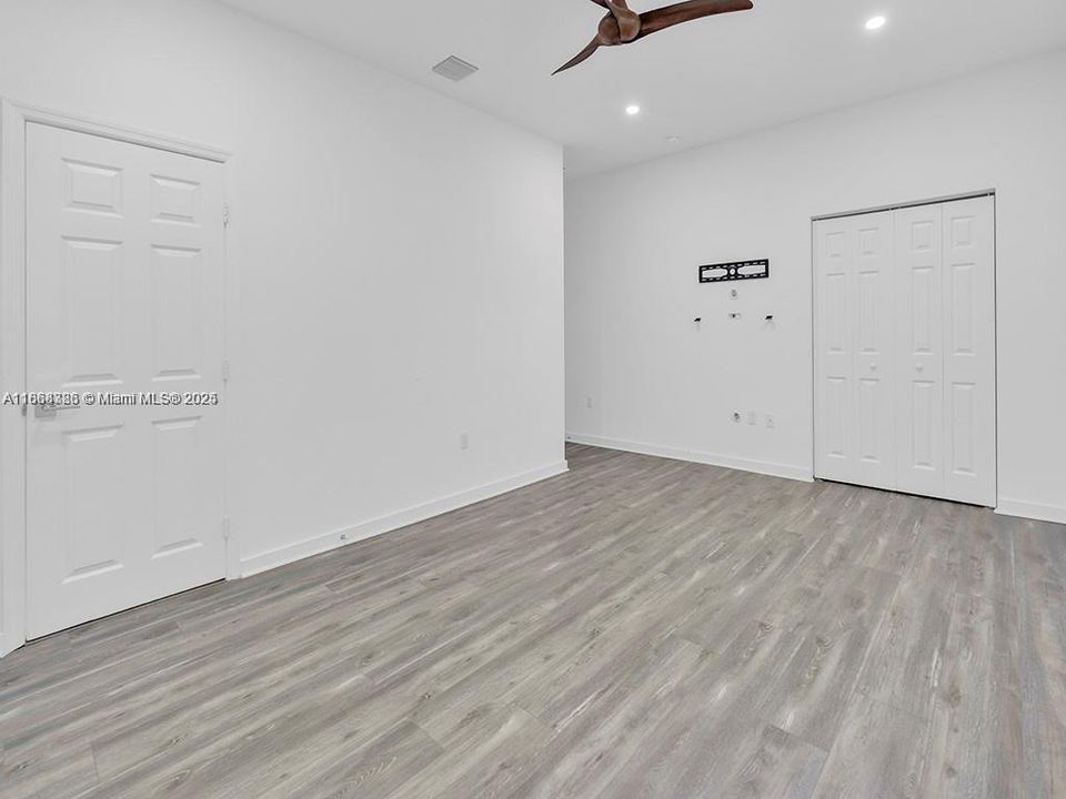 En Renta: $3,600 (3 camas, 2 baños, 1391 Pies cuadrados)