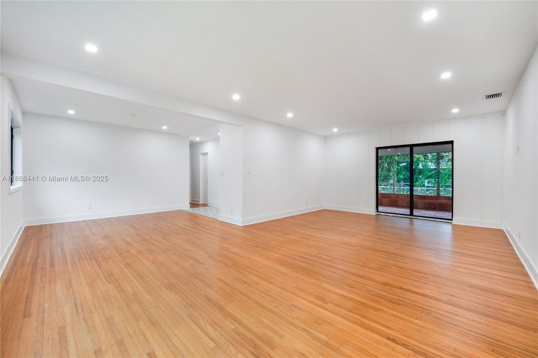 Недавно арендовано: $5,200 (3 спален, 2 ванн, 1575 Квадратных фут)