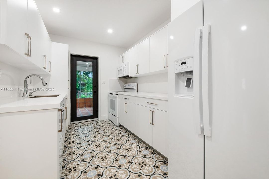 Недавно арендовано: $5,200 (3 спален, 2 ванн, 1575 Квадратных фут)