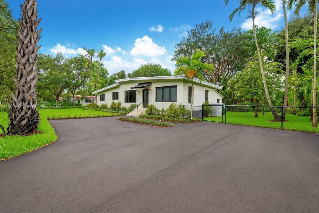 Недавно арендовано: $5,200 (3 спален, 2 ванн, 1575 Квадратных фут)