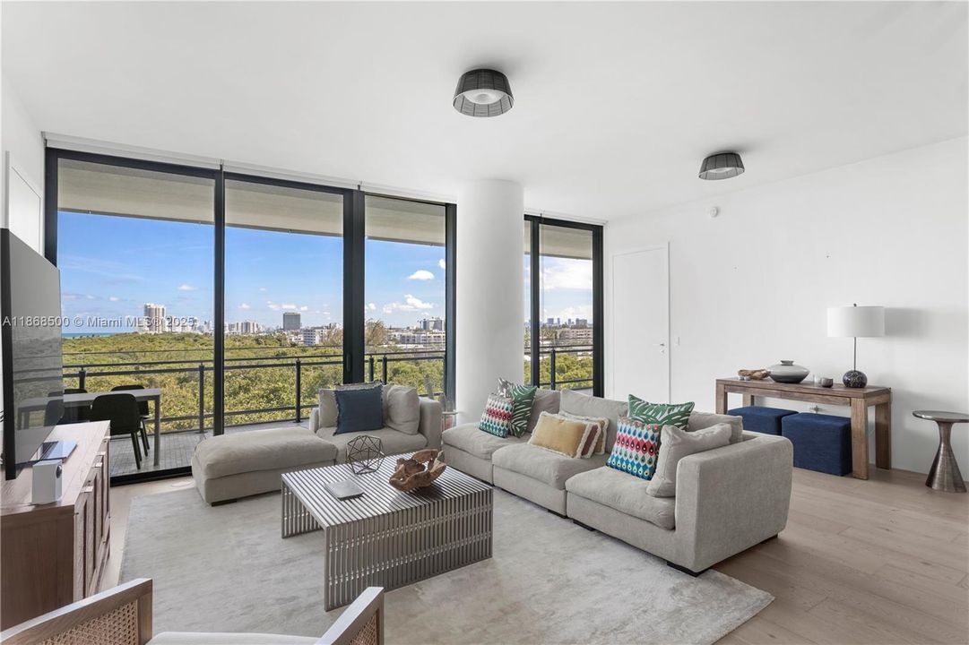 For Sale: $5,070,000 (2 beds, 2 baths, 1457 Square Feet)