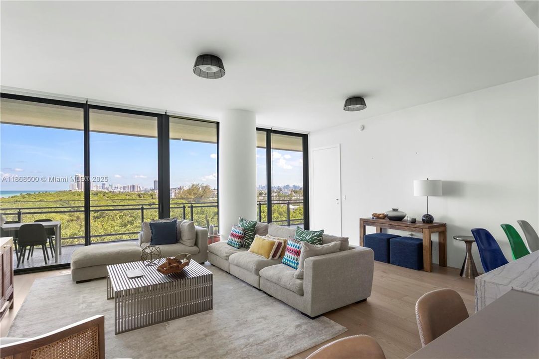 For Sale: $5,070,000 (2 beds, 2 baths, 1457 Square Feet)