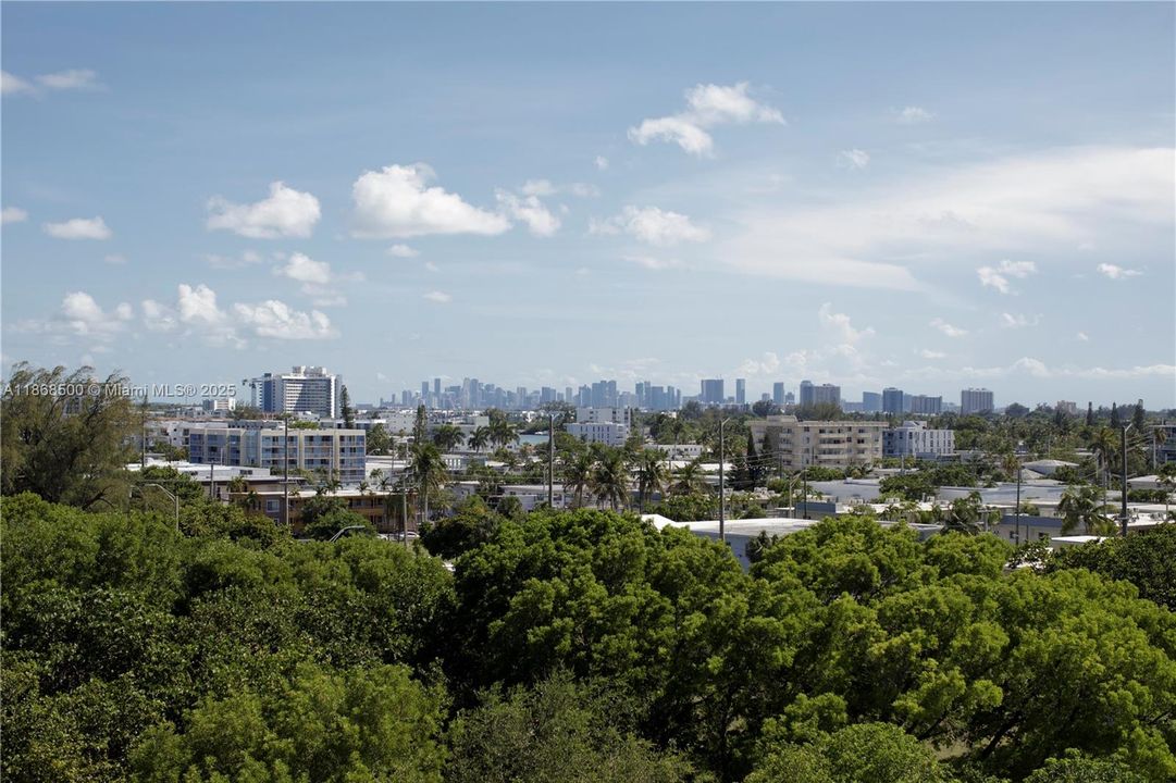 For Sale: $5,070,000 (2 beds, 2 baths, 1457 Square Feet)