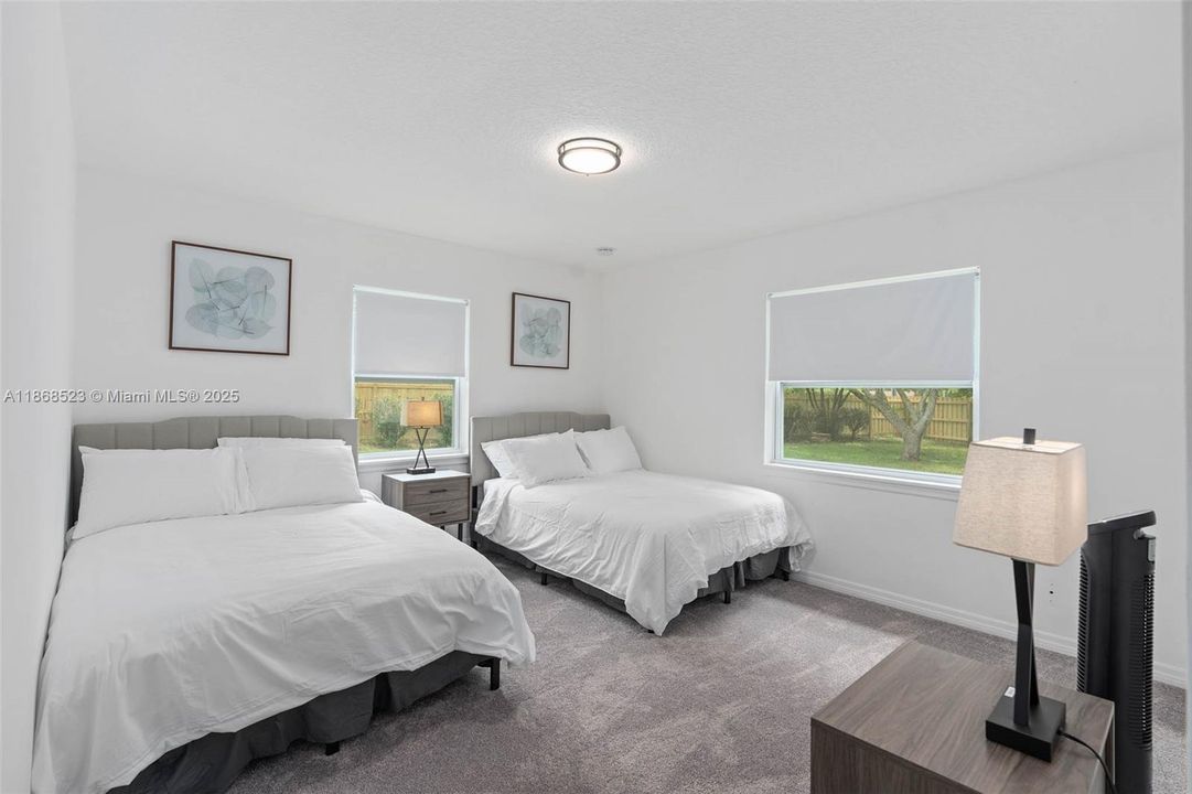 For Rent: $1,800 (3 beds, 1 baths, 1828 Square Feet)