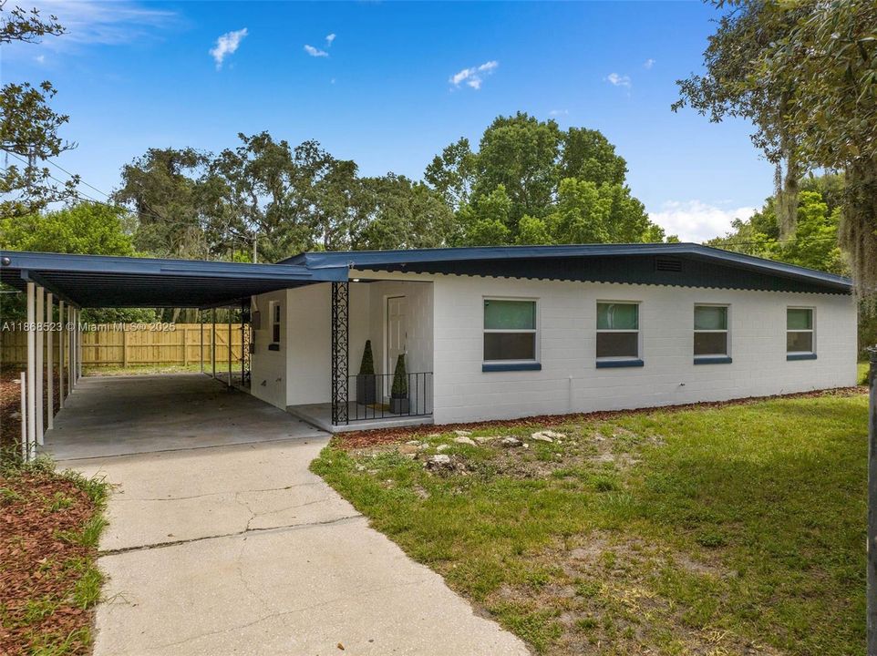 For Rent: $1,800 (3 beds, 1 baths, 1828 Square Feet)