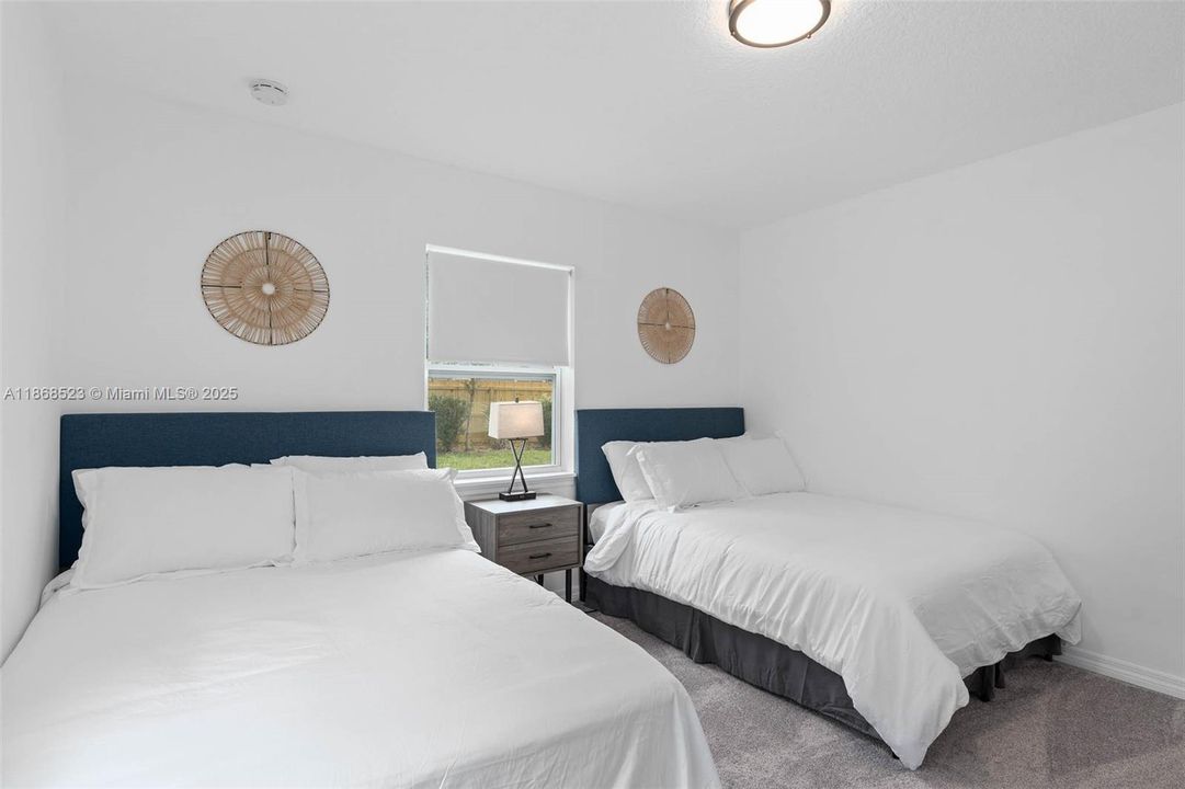 For Rent: $1,800 (3 beds, 1 baths, 1828 Square Feet)