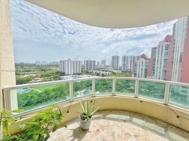 待售: $615,900 (2 贝兹, 3 浴室, 1650 平方英尺)