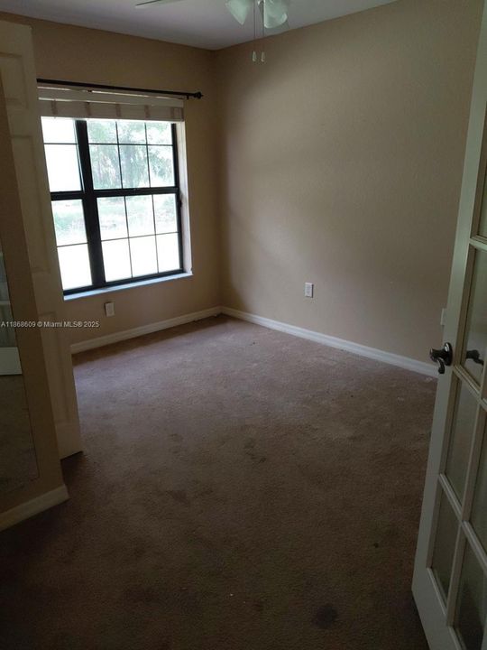 На продажу: $375,000 (4 спален, 2 ванн, 0 Квадратных фут)