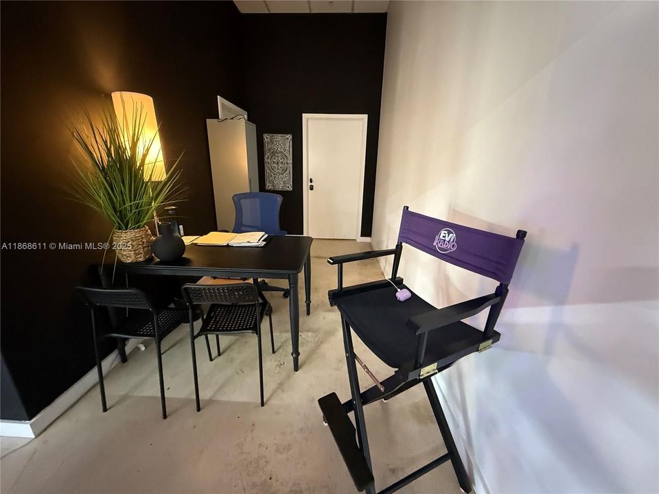 待售: $32,000 (0 贝兹, 0 浴室, 0 平方英尺)