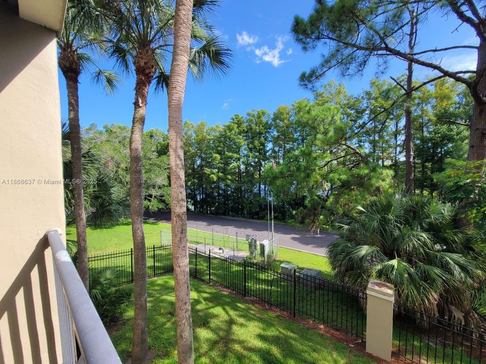 На продажу: $139,000 (1 спален, 1 ванн, 809 Квадратных фут)