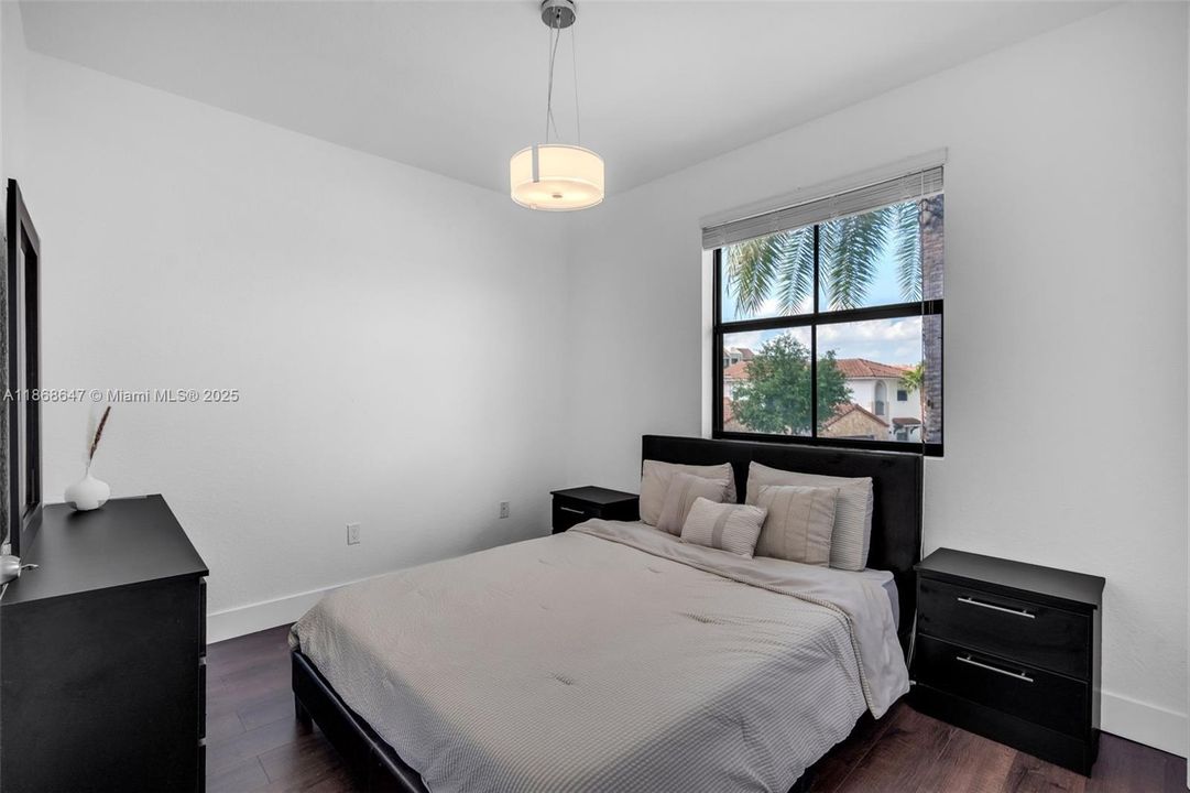 待售: $1,140,000 (4 贝兹, 3 浴室, 2391 平方英尺)