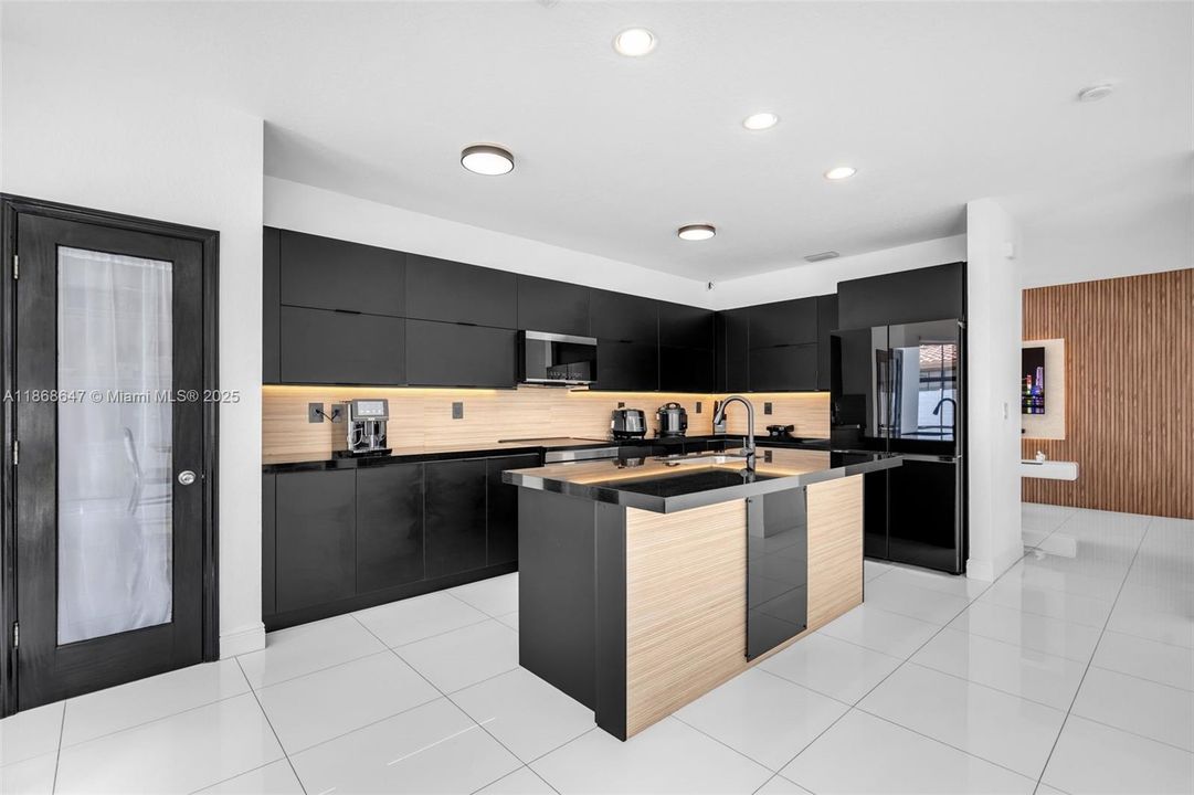 待售: $1,140,000 (4 贝兹, 3 浴室, 2391 平方英尺)