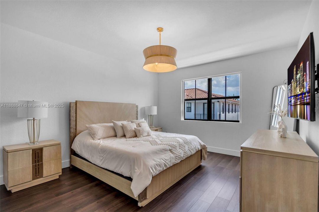 待售: $1,140,000 (4 贝兹, 3 浴室, 2391 平方英尺)