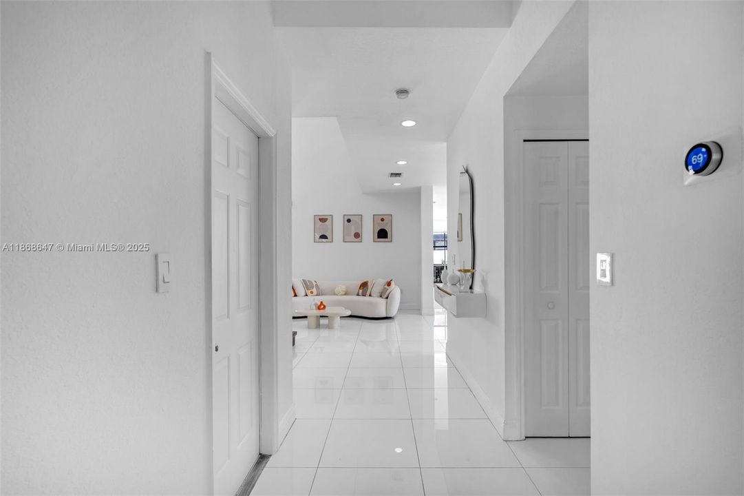 待售: $1,140,000 (4 贝兹, 3 浴室, 2391 平方英尺)