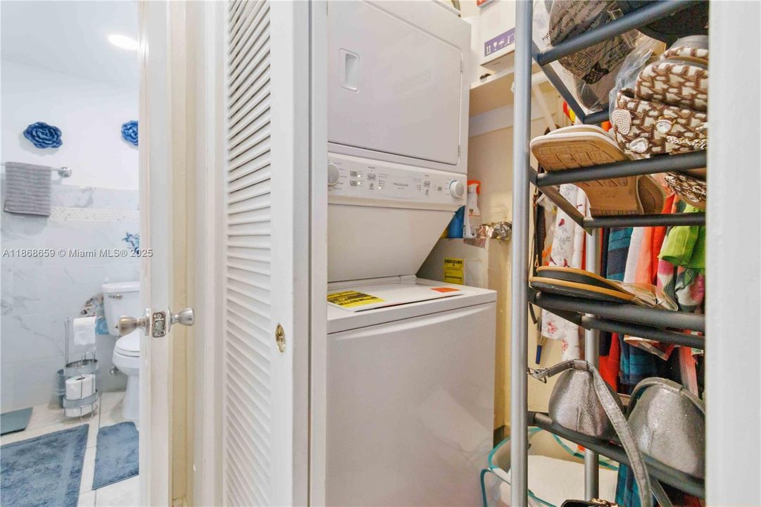 En Venta: $169,000 (2 camas, 1 baños, 953 Pies cuadrados)