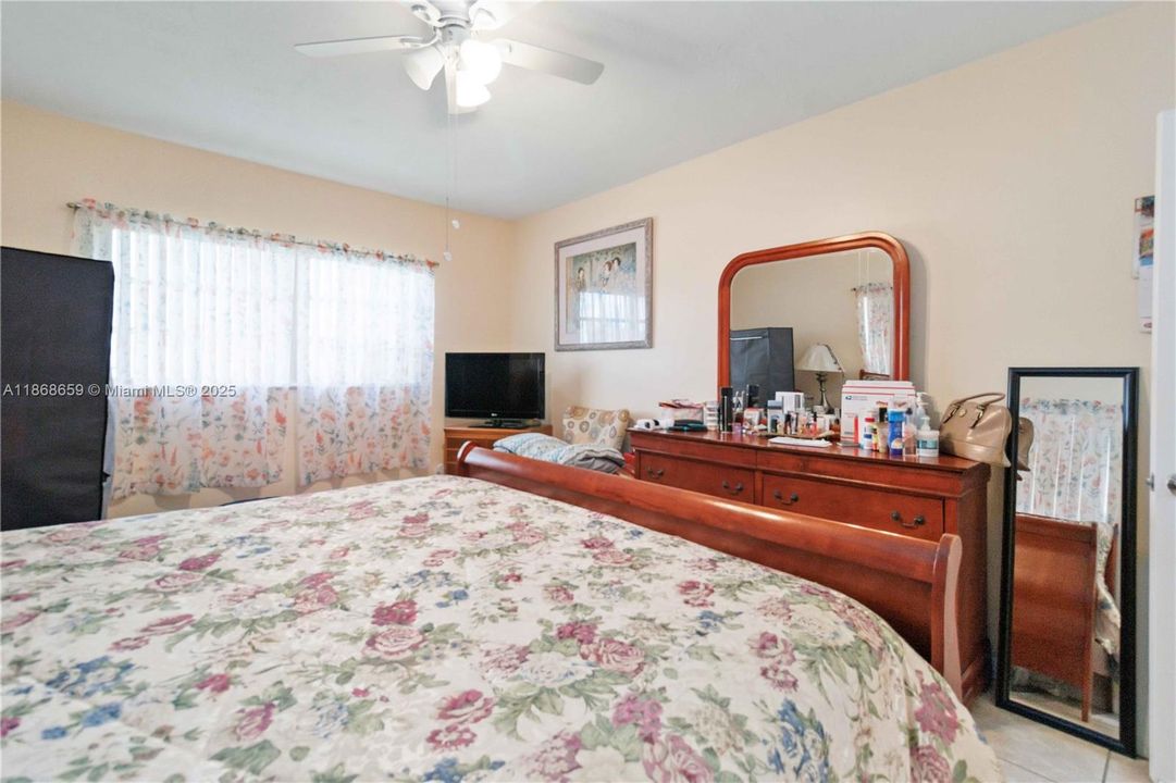 En Venta: $169,000 (2 camas, 1 baños, 953 Pies cuadrados)