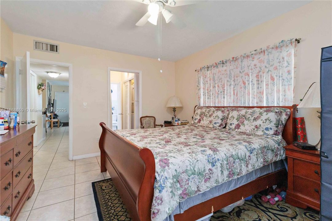 En Venta: $169,000 (2 camas, 1 baños, 953 Pies cuadrados)