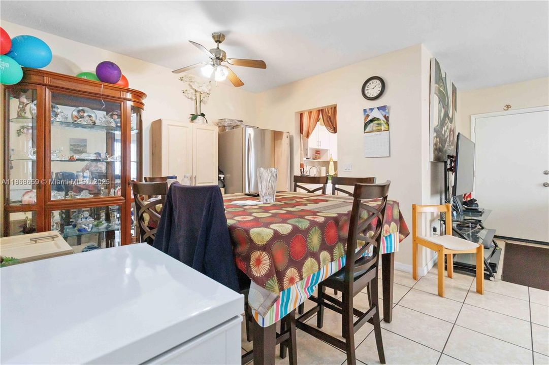 En Venta: $169,000 (2 camas, 1 baños, 953 Pies cuadrados)