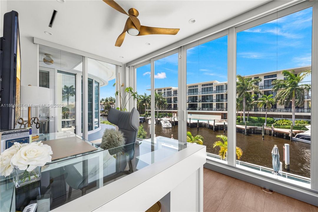 В аренду: $46,000 (7 спален, 8 ванн, 7325 Квадратных фут)