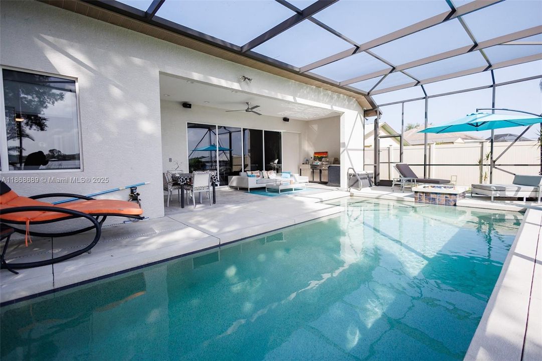 Recently Sold: $717,000 (3 beds, 3 baths, 0 Square Feet)