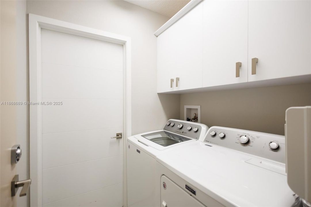 Recently Sold: $717,000 (3 beds, 3 baths, 0 Square Feet)