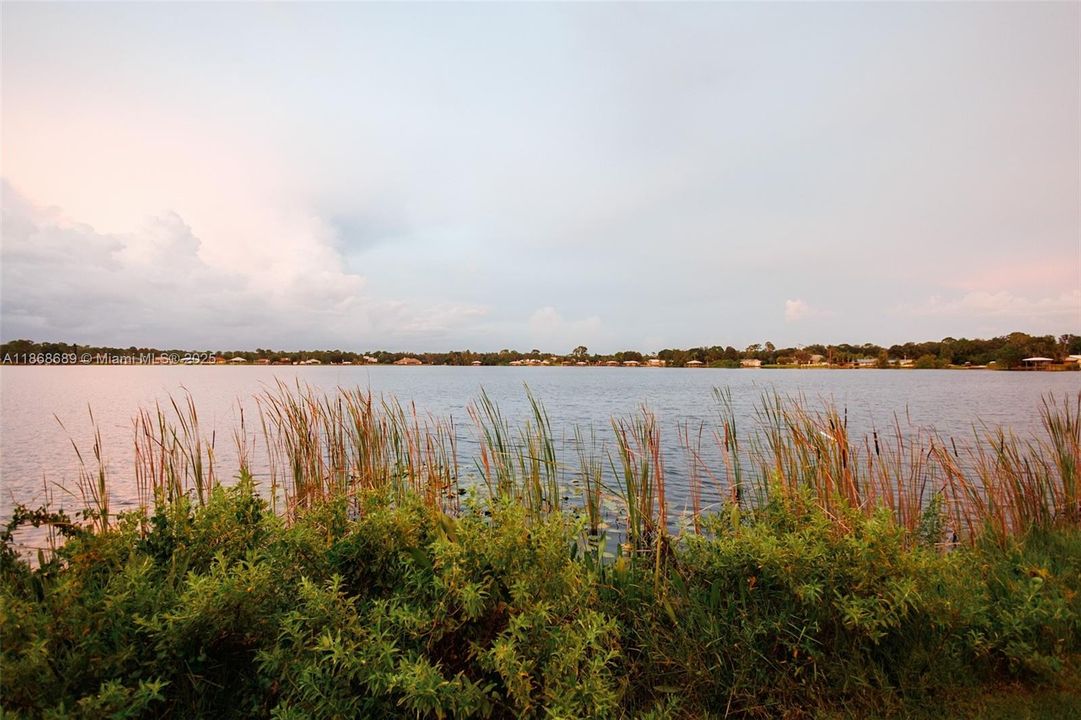 Recently Sold: $717,000 (3 beds, 3 baths, 0 Square Feet)