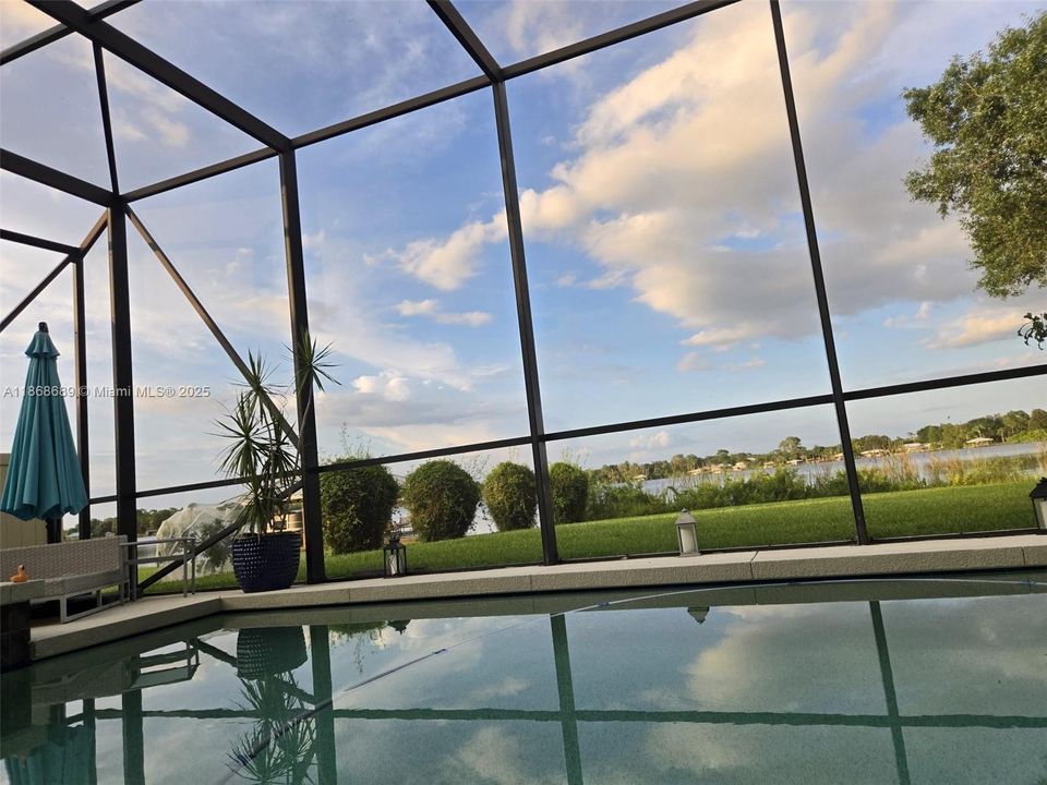 Recently Sold: $717,000 (3 beds, 3 baths, 0 Square Feet)