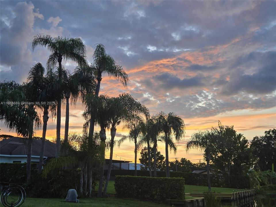 Recently Sold: $717,000 (3 beds, 3 baths, 0 Square Feet)