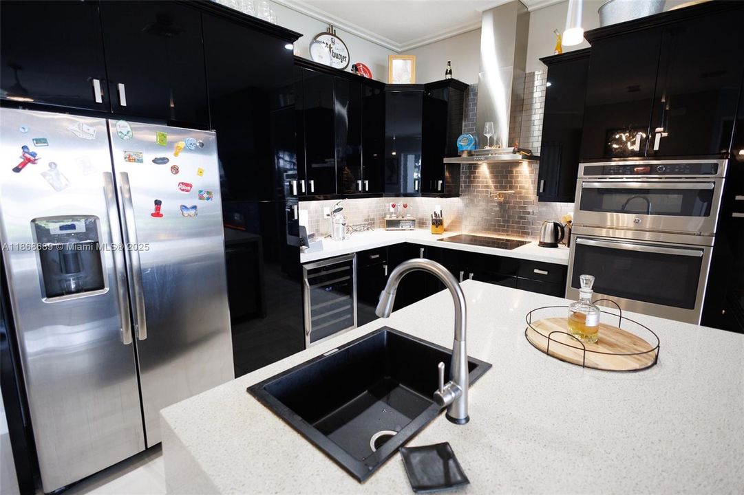 Recently Sold: $717,000 (3 beds, 3 baths, 0 Square Feet)