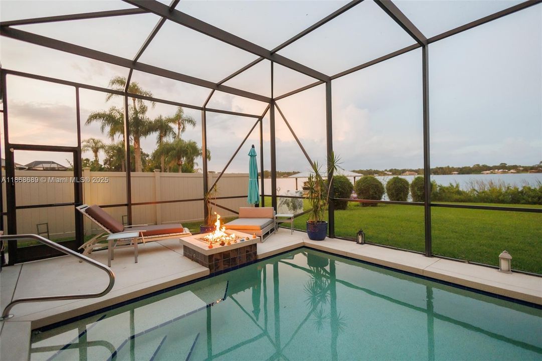 Recently Sold: $717,000 (3 beds, 3 baths, 0 Square Feet)