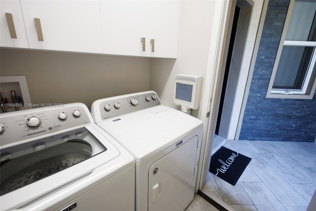 Recently Sold: $717,000 (3 beds, 3 baths, 0 Square Feet)