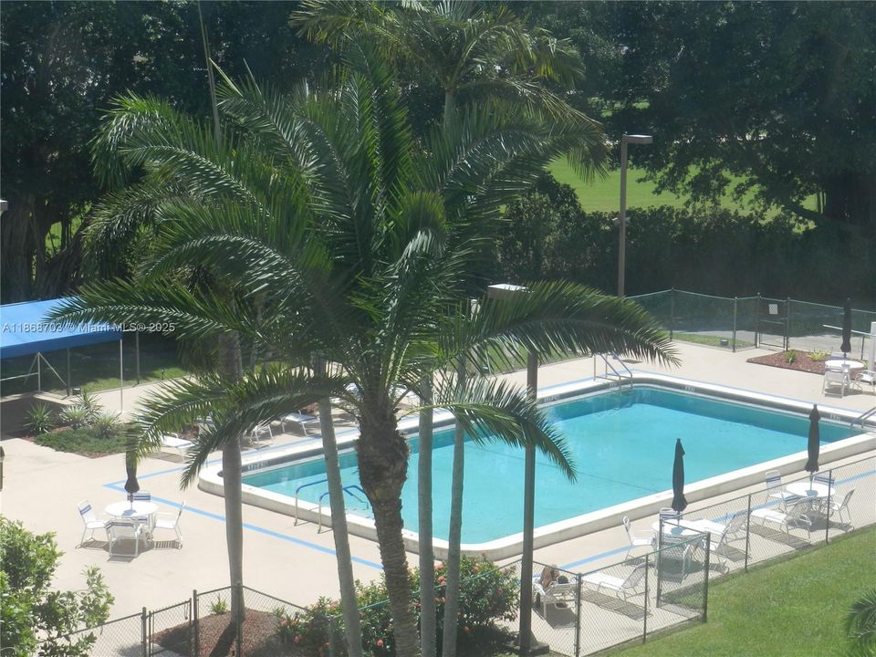 Activo con contrato: $135,000 (2 camas, 2 baños, 1100 Pies cuadrados)