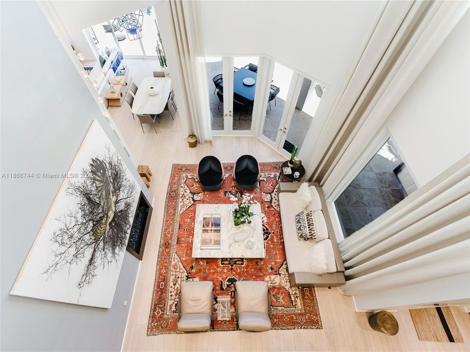 For Rent: $70,000 (6 beds, 7 baths, 6932 Square Feet)