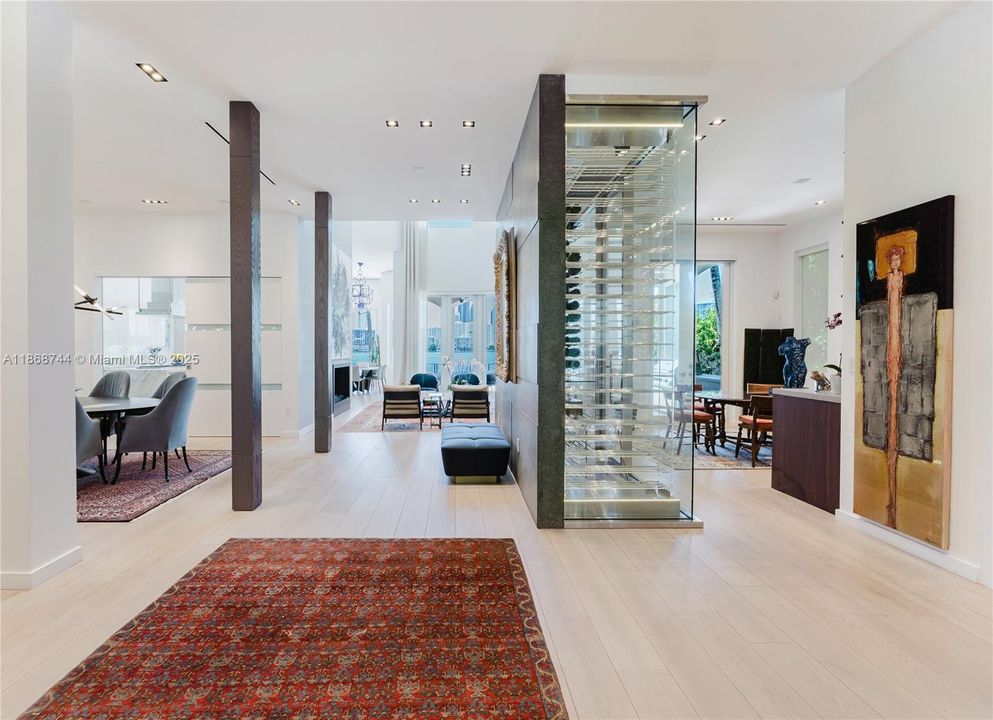 For Rent: $70,000 (6 beds, 7 baths, 6932 Square Feet)