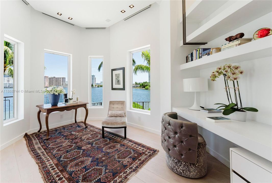 For Rent: $70,000 (6 beds, 7 baths, 6932 Square Feet)